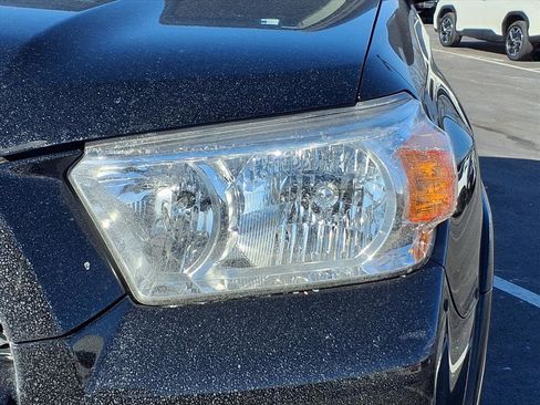 Used 2013 Toyota 4Runner SR5 image 34