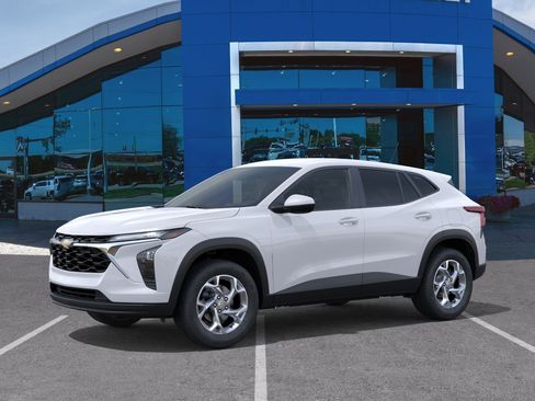 New 2026 Chevrolet Trax LS FWD image 26