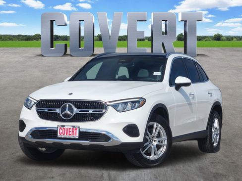 Used 2025 Mercedes-Benz GLC 300 image 1