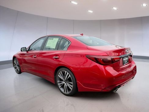Used 2024 INFINITI Q50 Sensory image 3