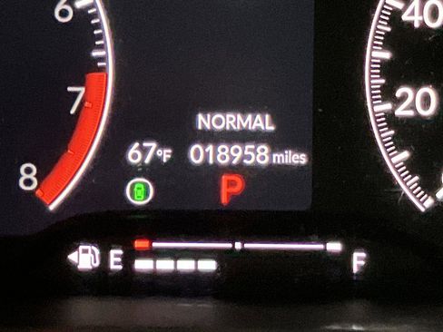 Used 2023 Honda Civic Sport image 19