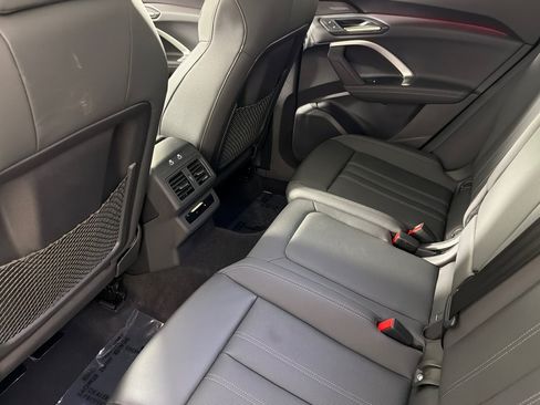 Used 2025 Audi Q5 Premium Plus w/ Premium Plus AWD/4WD image 11
