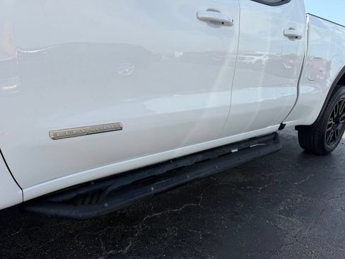 Used 2020 GMC Sierra 1500 Elevation w/ Elevation Value Package AWD/4WD image 11