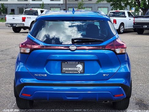 Used 2024 Nissan Kicks SV FWD image 9