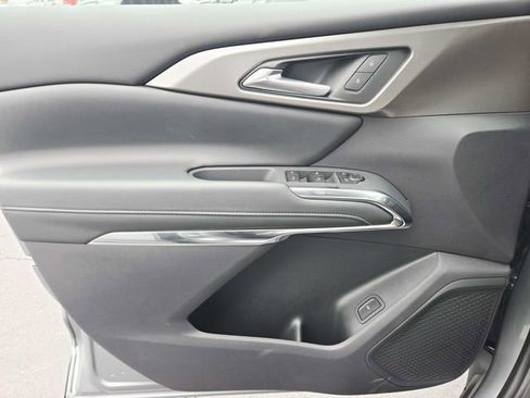 New 2026 Chevrolet Traverse LT w/ LPO, Floor Liner Package image 24