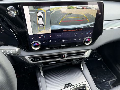 Used 2024 Lexus RX 350 F Sport image 17