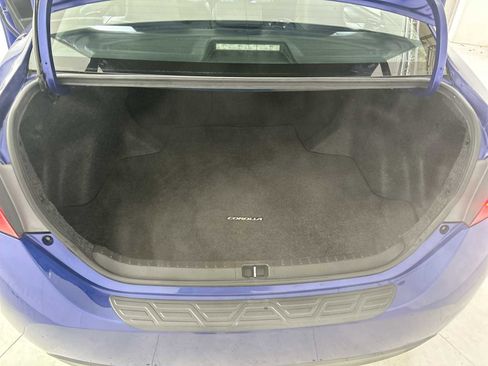 Used 2017 Toyota Corolla SE image 20