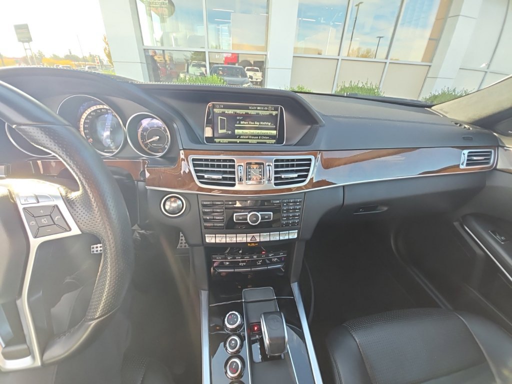 Used 2014 Mercedes-Benz E 63 AMG 4MATIC Sedan image 11
