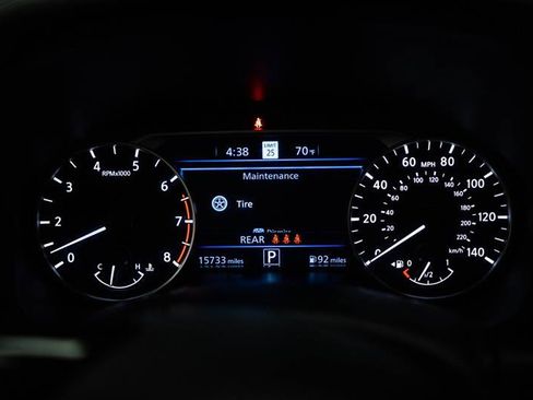 Used 2023 Nissan Altima 2.5 SV w/ SV Premium Package image 17