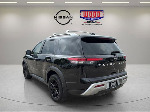 Certified 2023 Nissan Pathfinder SL AWD/4WD image 4