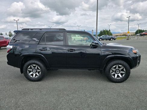 Used 2020 Toyota 4Runner TRD Off-Road Premium w/ Moonroof Package image 9