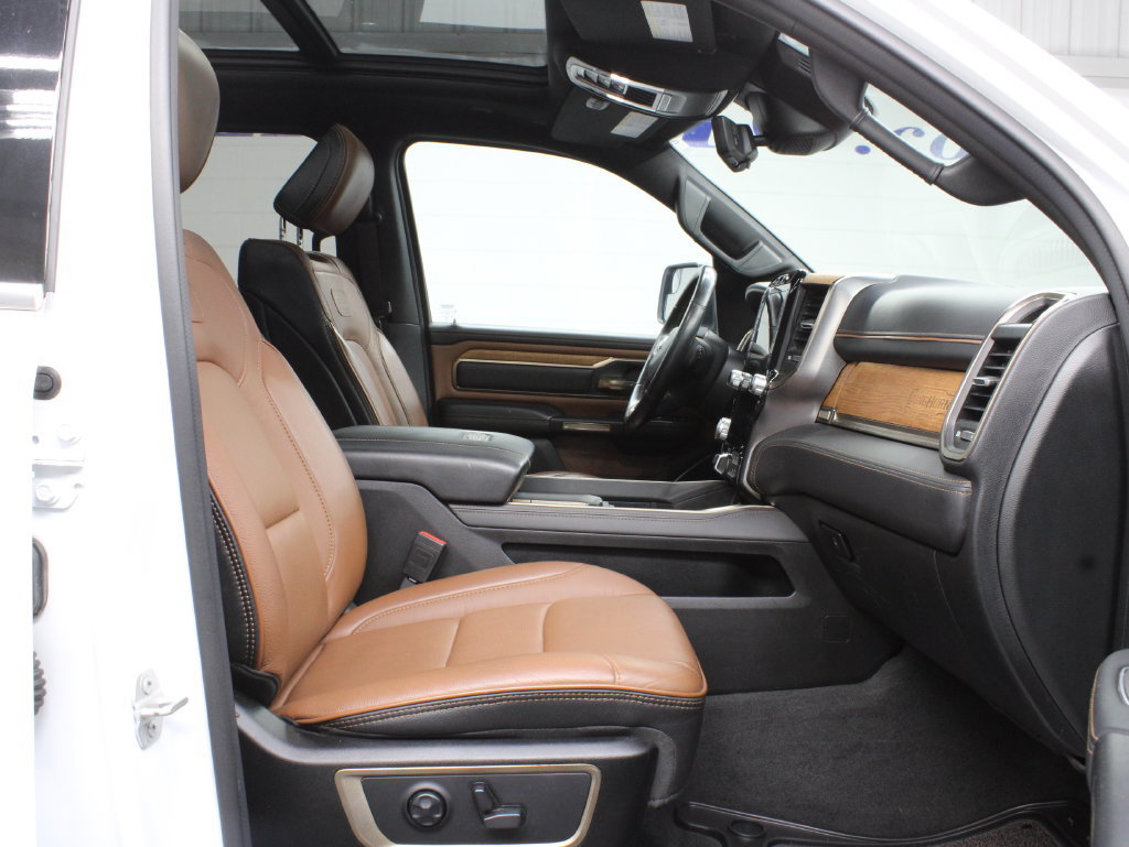 Used 2024 RAM 1500 Limited AWD/4WD image 38