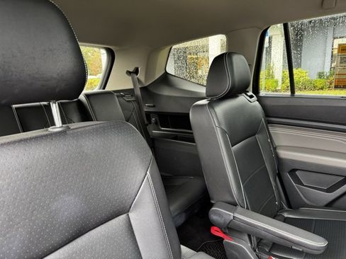 Used 2022 Volkswagen Atlas SEL image 16