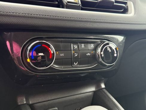 Used 2025 Chevrolet TrailBlazer LT FWD image 21