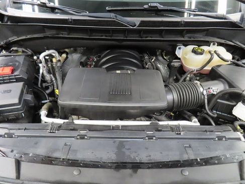 Used 2023 Cadillac Escalade ESV Sport image 44