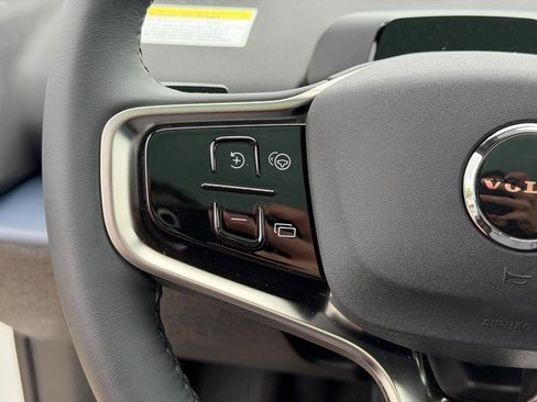 New 2026 Volvo EX30 Plus w/ Climate Package RWD image 9