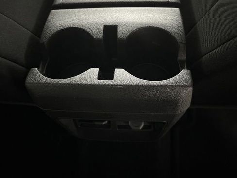 Used 2023 Chevrolet Colorado Trail Boss w/ Technology Package image 16