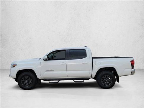 Used 2023 Toyota Tacoma SR5 RWD image 8