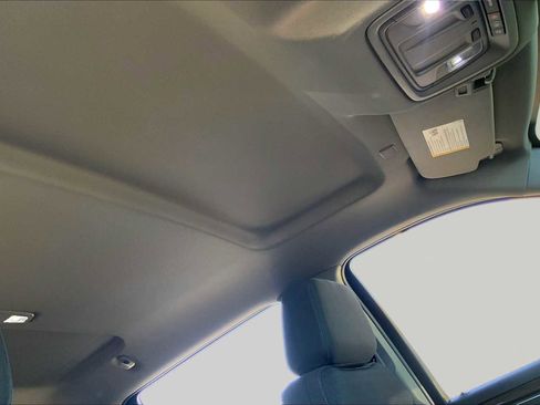 Used 2023 Chevrolet Silverado 1500 LT AWD/4WD image 14