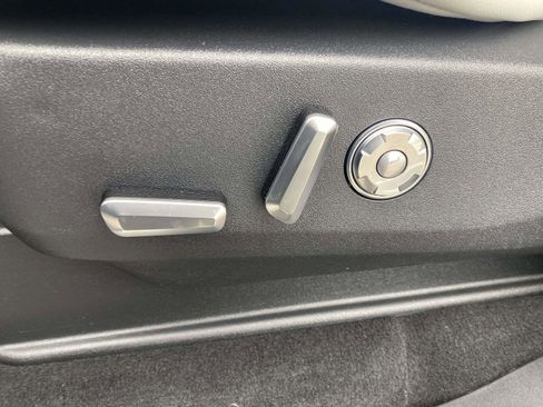 New 2025 Lincoln Navigator L Black Label image 22