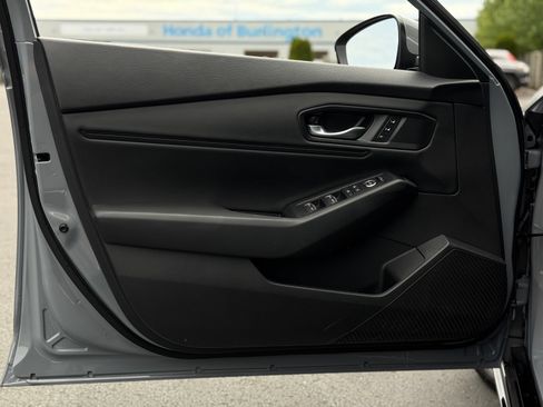 Used 2025 Honda Accord EX-L image 13