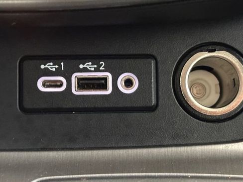 Used 2023 Nissan Murano SV w/ SV Midnight Edition Package FWD image 7