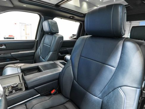 Used 2024 Toyota Tundra Platinum AWD/4WD image 6