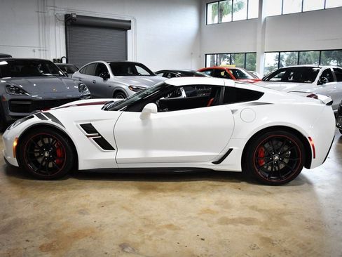 Used 2019 Chevrolet Corvette Grand Sport RWD image 3