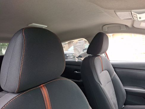 Used 2021 Nissan Sentra SR w/ Electronics Package FWD image 17