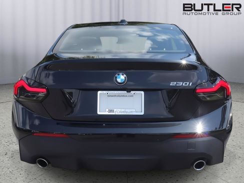 Used 2023 BMW 230i Coupe w/ Premium Package RWD image 5