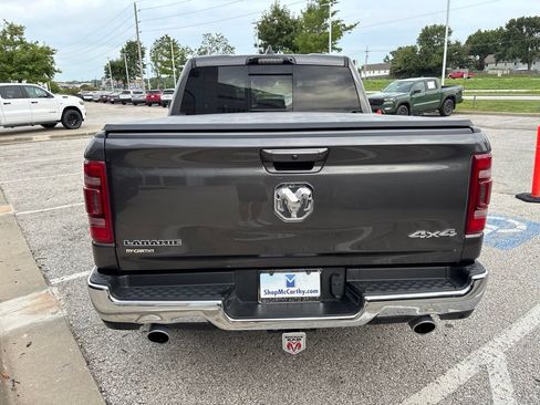 Used 2024 RAM 1500 Laramie AWD/4WD image 7