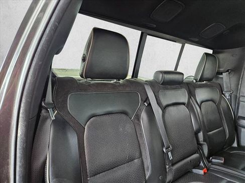 Used 2019 RAM 1500 Laramie AWD/4WD image 16