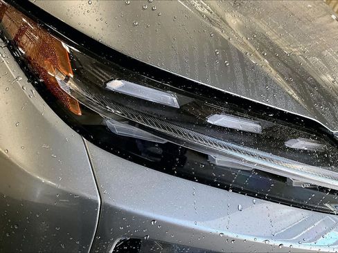 New 2026 Subaru Solterra Premium image 13