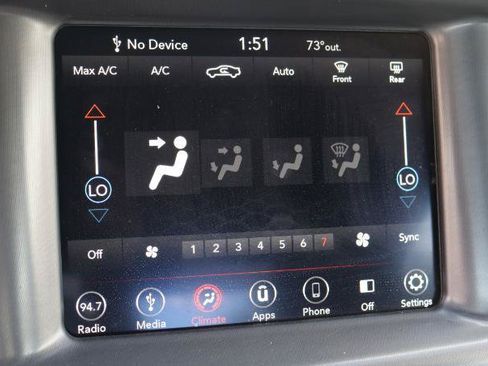 Used 2019 Dodge Charger SXT AWD/4WD image 15