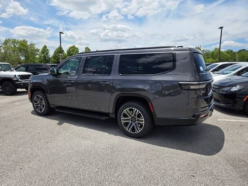 New 2026 Jeep Grand Wagoneer L 2WD image 11