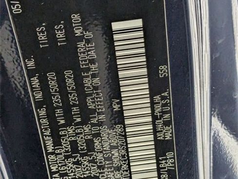 Used 2024 Toyota Sienna Platinum image 39