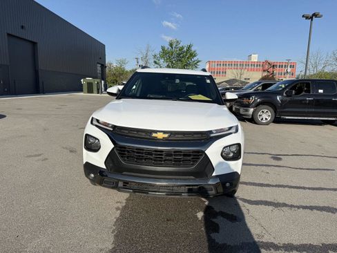 Used 2021 Chevrolet TrailBlazer ACTIV w/ Sun and Liftgate Package AWD/4WD image 8