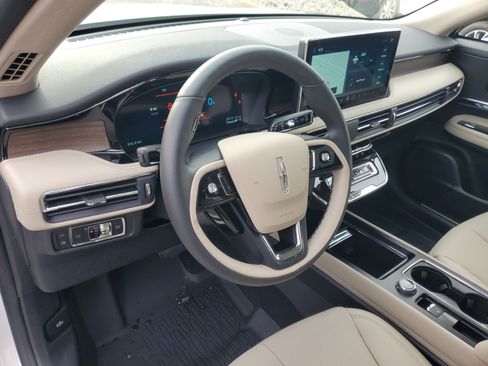 New 2026 Lincoln Corsair Grand Touring image 13