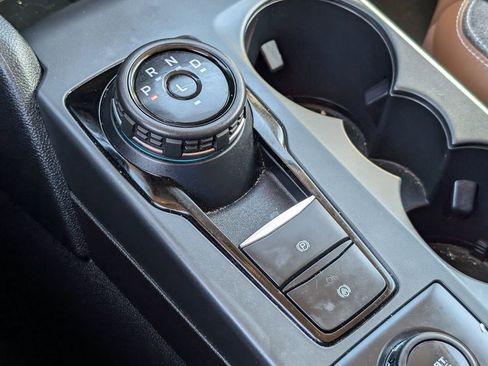 Used 2024 Ford Bronco Sport Outer Banks w/ Tech Package image 18