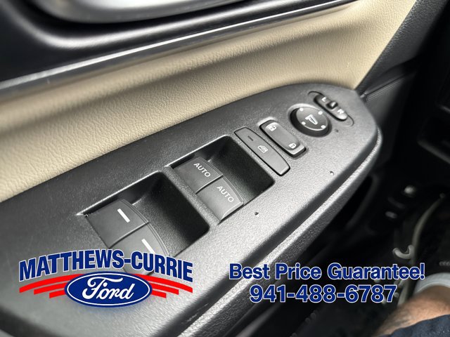 Used 2019 Honda CR-V Touring image 25