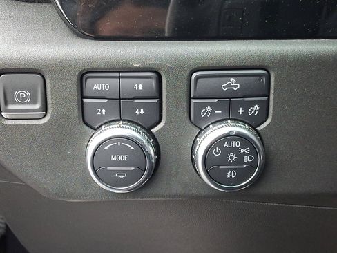Used 2022 GMC Sierra 1500 Elevation w/ X31 Off-Road Package AWD/4WD image 24