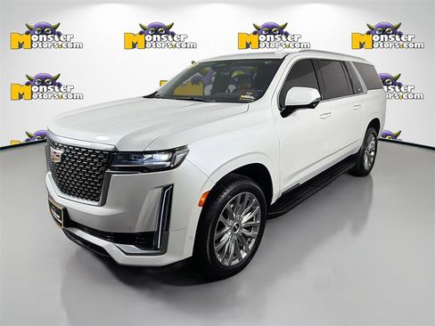 Used 2022 Cadillac Escalade ESV Premium Luxury image 1