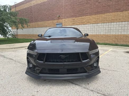 Used 2024 Ford Mustang GT Premium RWD image 9
