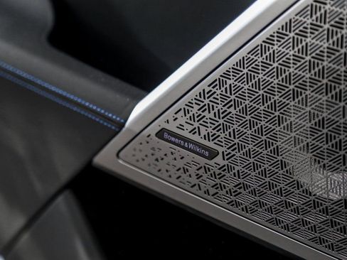 Used 2026 BMW 530i xDrive w/ M Sport Package image 16