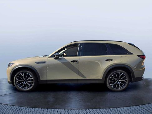 Certified 2025 MAZDA CX-70 Plug-In Hybrid w/ Premium Pkg AWD/4WD image 3