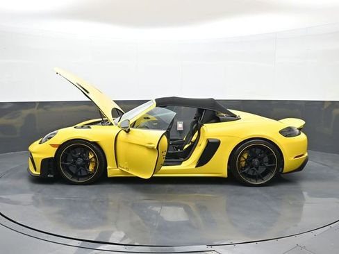 Certified 2025 Porsche 718 Boxster Spyder RS w/ Light Design Package RWD image 25