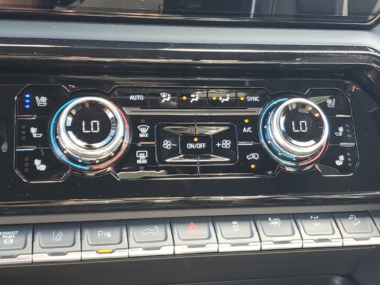 New 2026 GMC Sierra 2500 AT4X AWD/4WD image 24