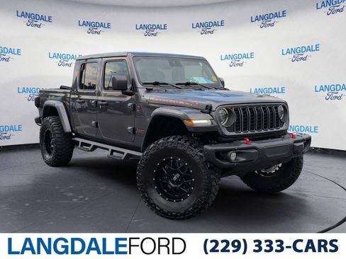 Used 2024 Jeep Gladiator Rubicon AWD/4WD image 1