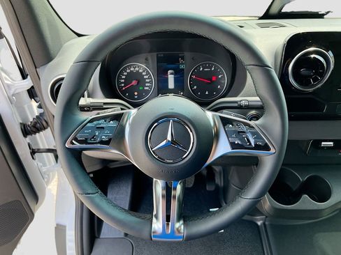 New 2025 Mercedes-Benz Sprinter 2500 image 13