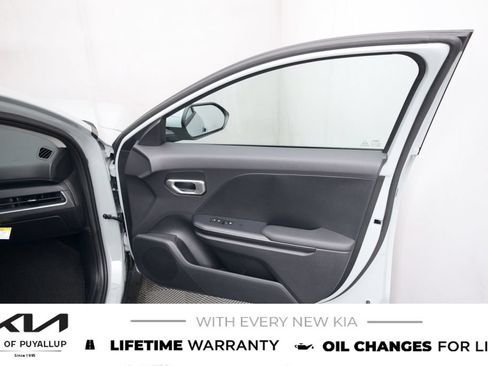 New 2026 Kia K4 FWD image 16